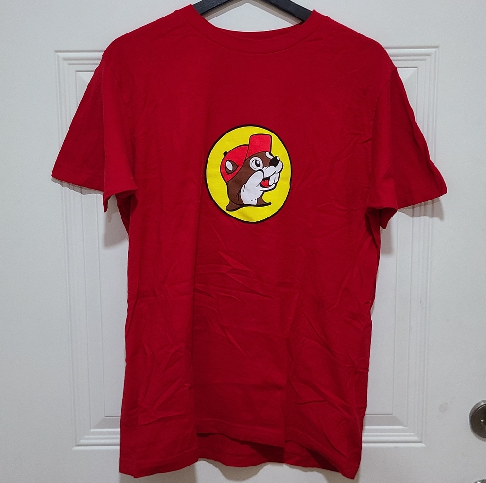 Bucees Texas Red Graphic T-Shirt with Cartoon Logo Buc-ee's M Medium Beach Party